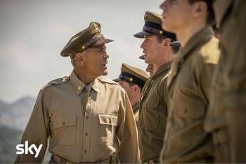 'Catch-22', Clooney e l’assurdità della guerra 'Catch-22', Clooney e l’assurdità della guerra